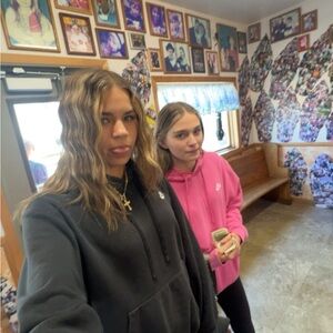 Meet your Posher, Phoebe